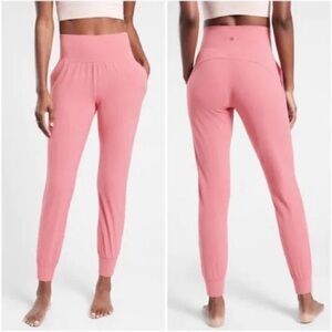 Athleta Salutation Joggers Powervita Blush Pink Size Xsmall Petite